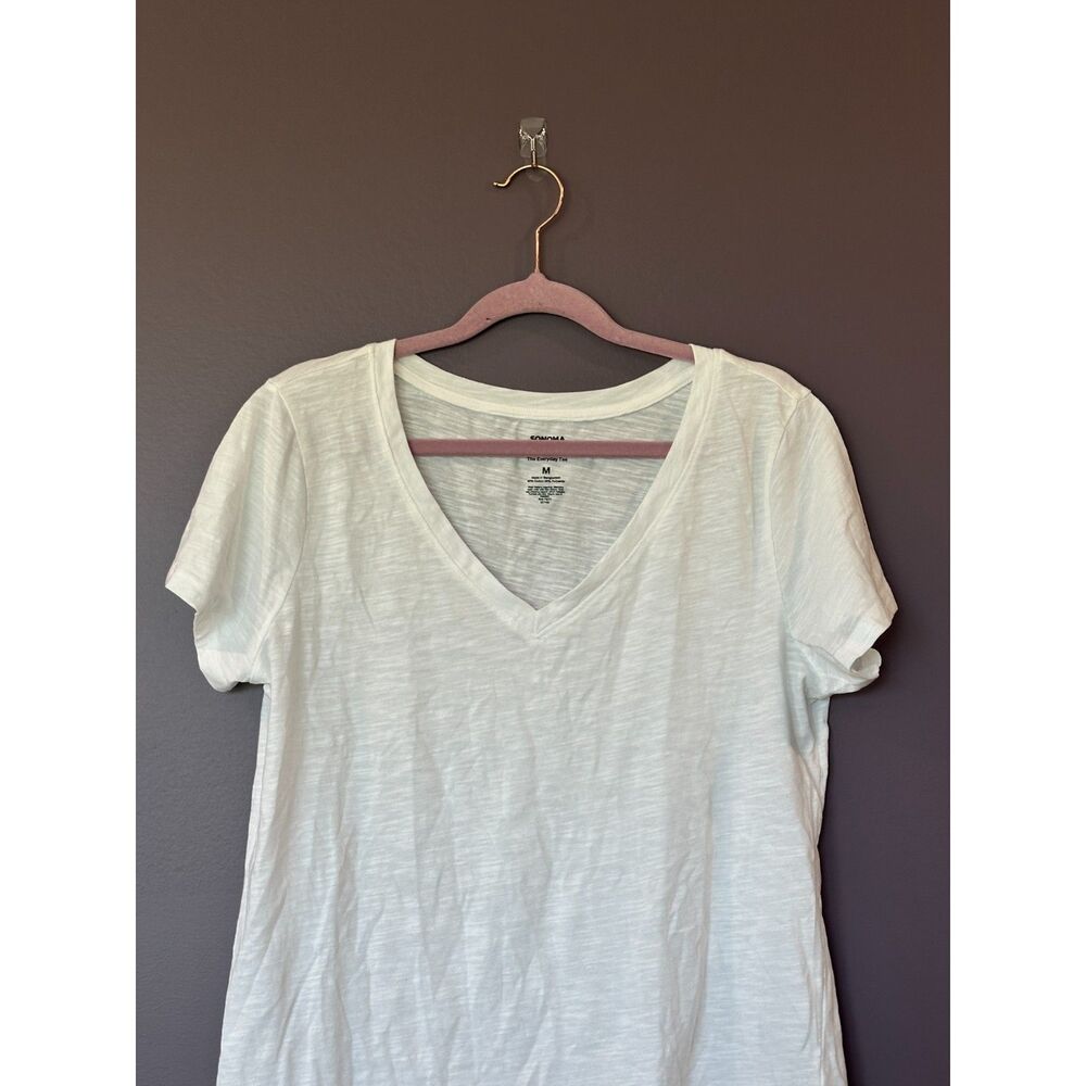 NWOT Sonoma The Everyday Tee Short Sleeve V-Neck T-Shirt White Size Medium - Picture 2 of 4